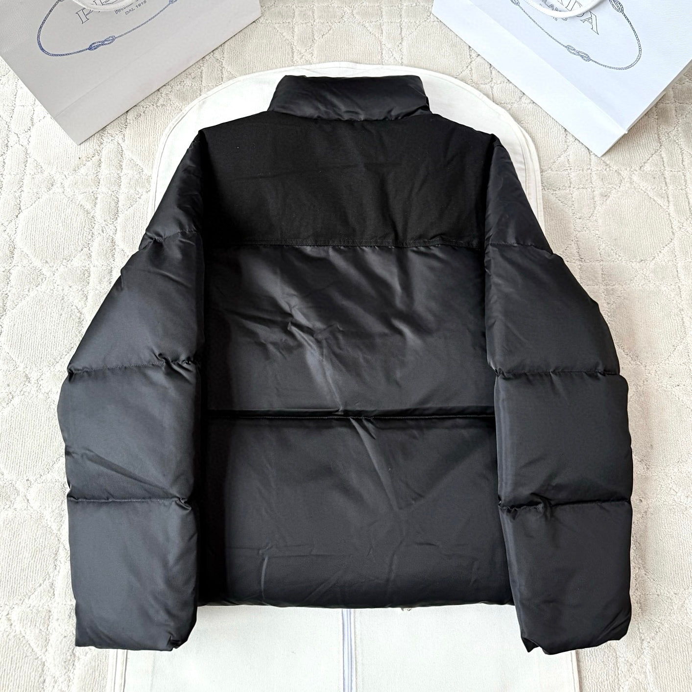 BLACK RE-NYLON PUFFER JACKET IN BLACK