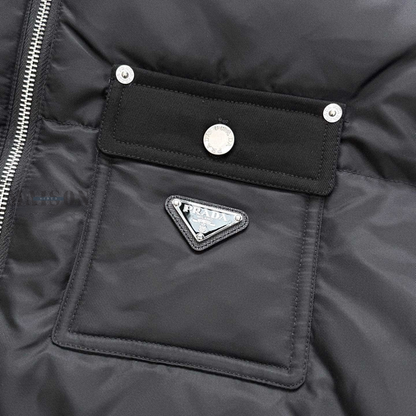 BLACK RE-NYLON PUFFER JACKET IN BLACK